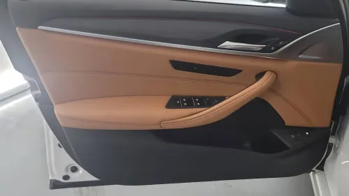 2022 BMW 5 Series WBA13AG00NCK38666
