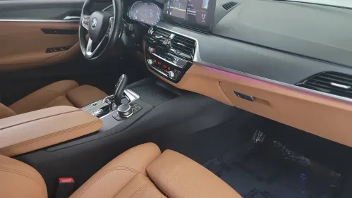 2022 BMW 5 Series WBA13AG00NCK38666