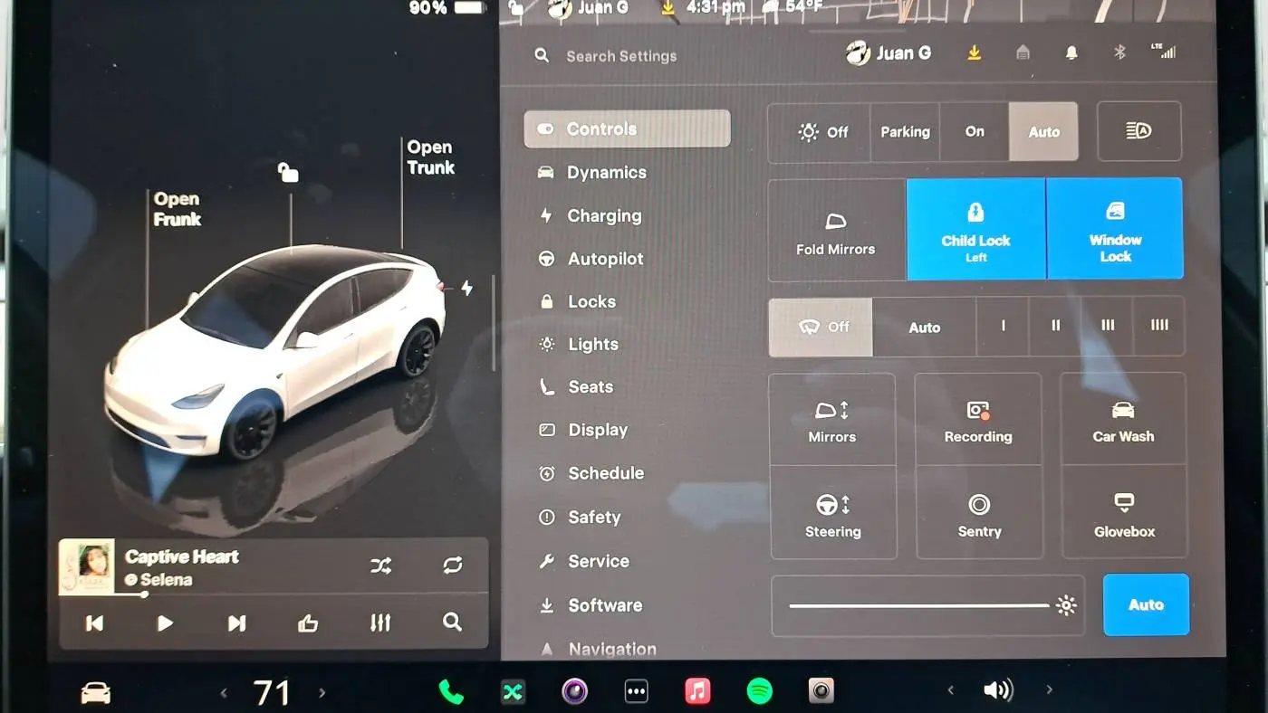 2022 Tesla Model Y 7SAYGDEE4NF386783