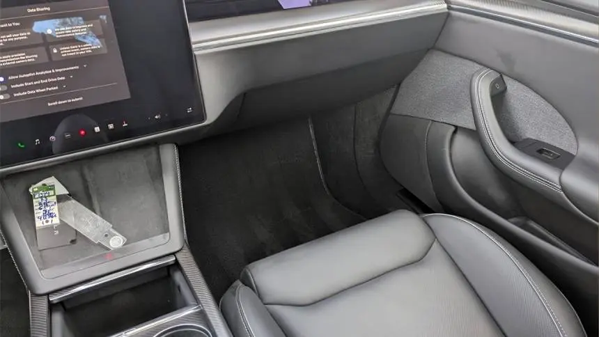2023 Tesla Model S 5YJSA1E65PF511546