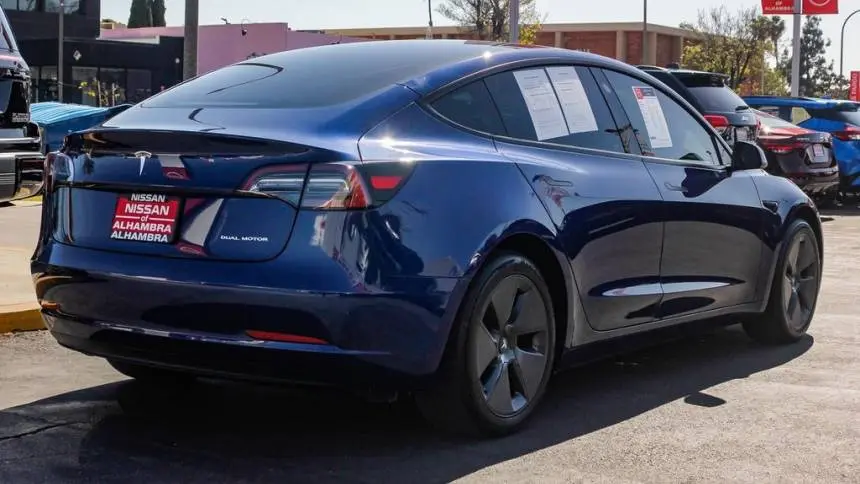 2023 Tesla Model 3 5YJ3E1EB8PF661933