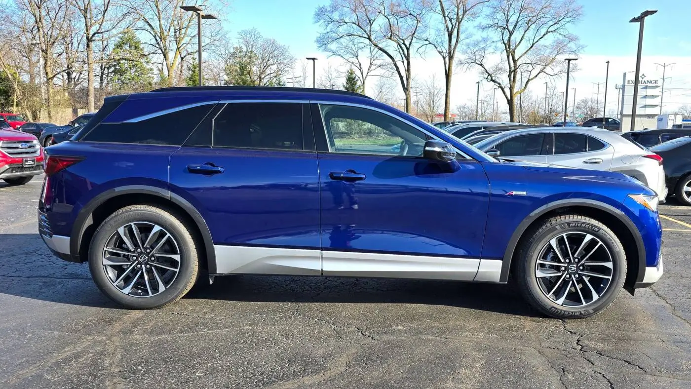 2024 Acura ZDX 4W5KHNRL6RZ510179