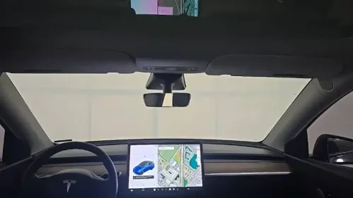 2021 Tesla Model Y 5YJYGDEE3MF260720
