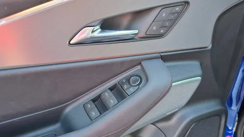 2024 Acura ZDX 4W5KHNRL6RZ510179