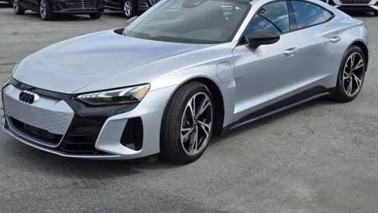 2024 Audi e-tron GT WAUCJBFW4R7001378