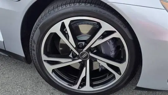 2024 Audi e-tron GT WAUCJBFW4R7001378