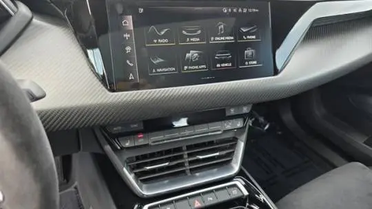 2024 Audi e-tron GT WAUCJBFW4R7001378