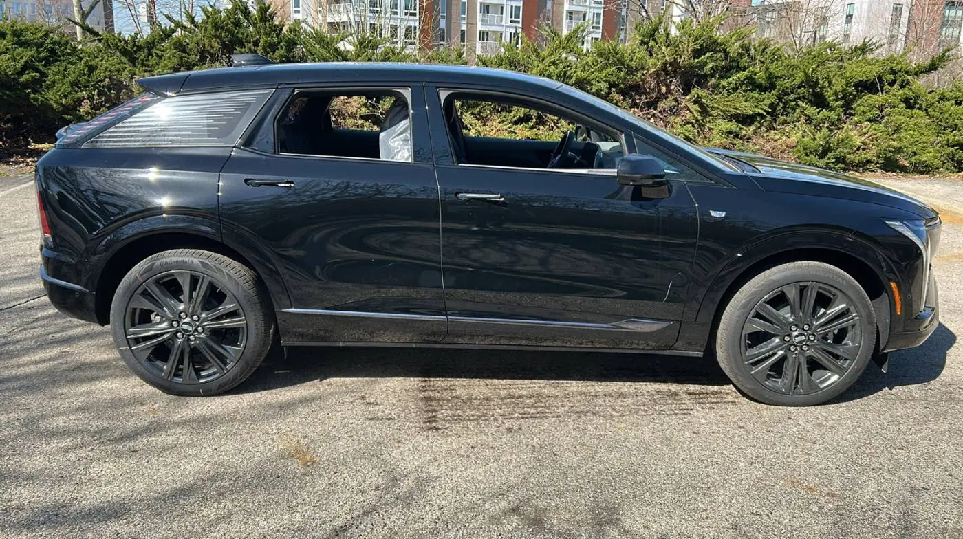 2025 Cadillac OPTIQ 3GYK3GMR6SS149441