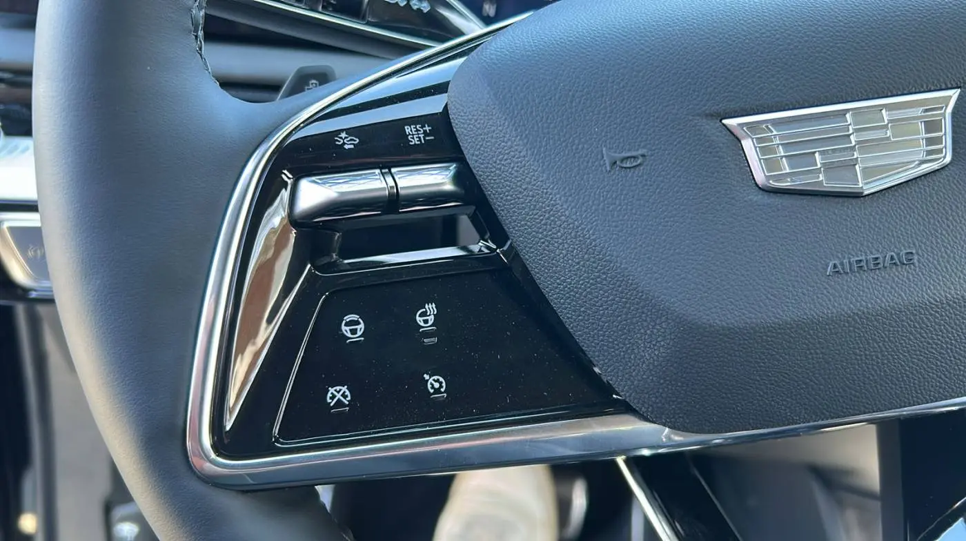 2025 Cadillac OPTIQ 3GYK3GMR6SS149441