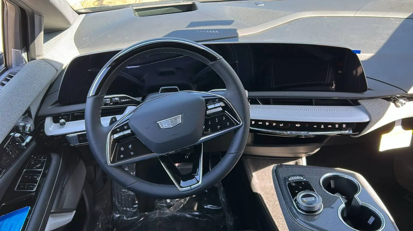 2025 Cadillac OPTIQ 3GYK3GMR6SS149441