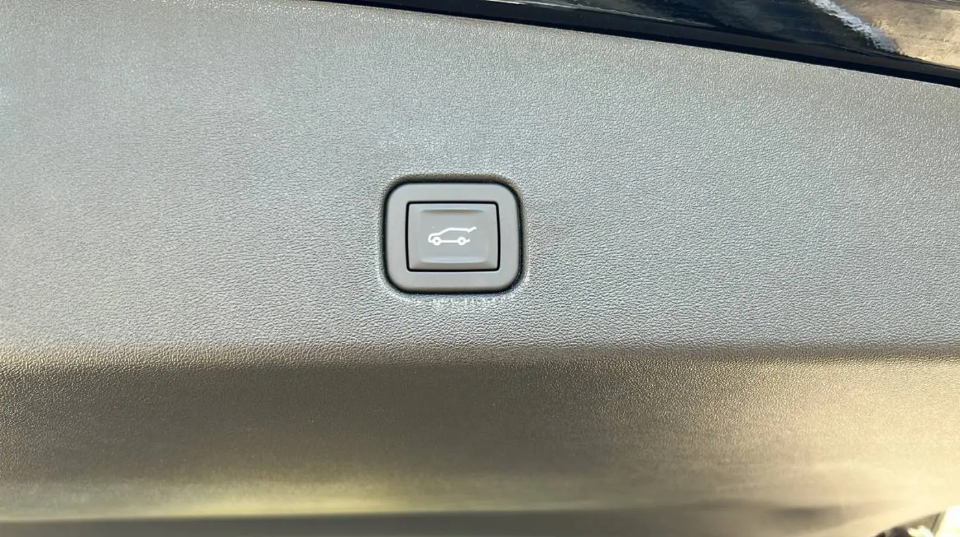 2025 Cadillac OPTIQ 3GYK3GMR6SS149441