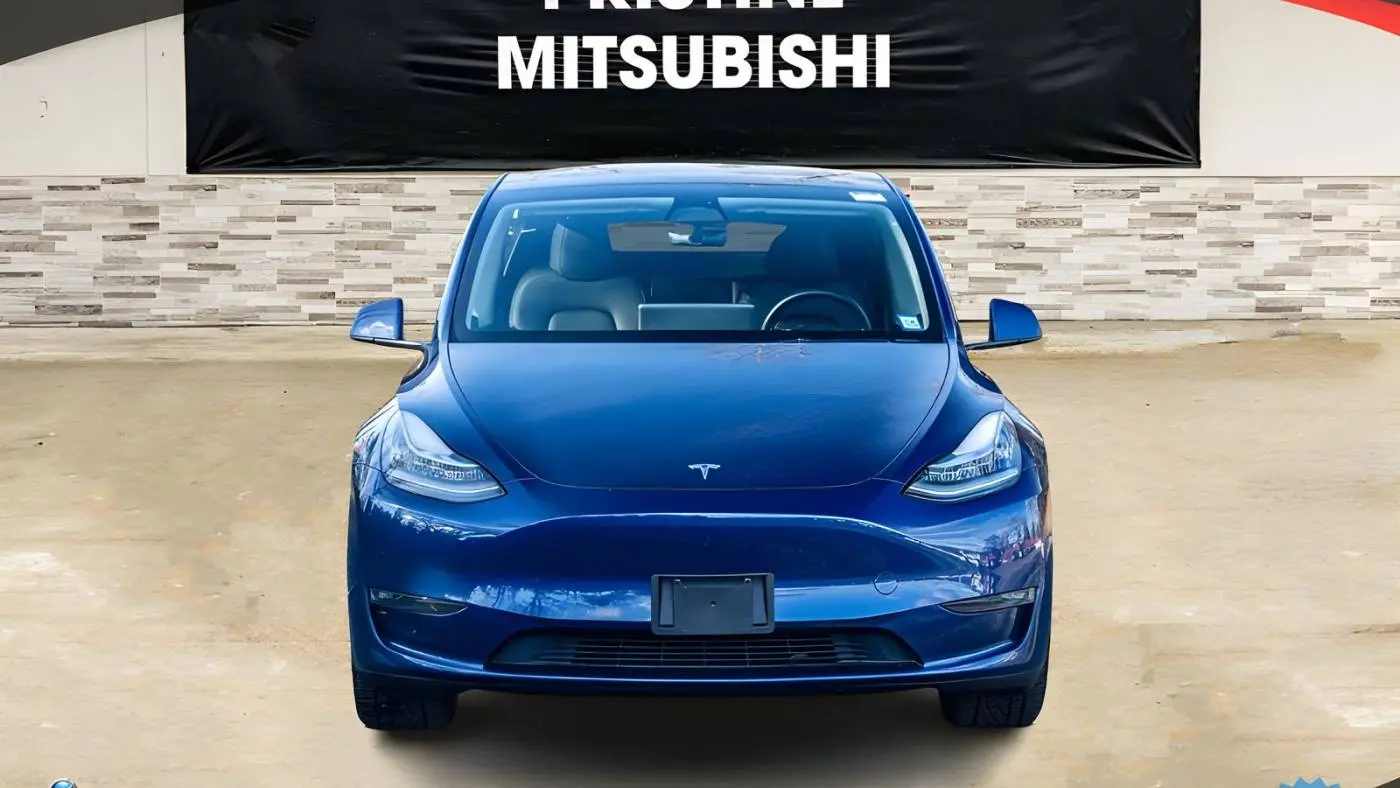 2022 Tesla Model Y 7SAYGDEE1NF315654