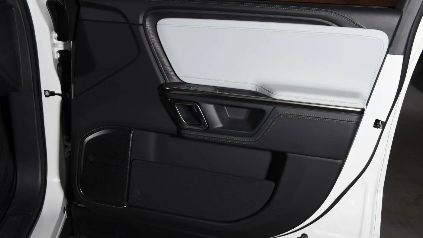 2023 Rivian R1S 7PDSGABA4PN005806