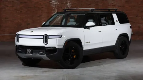 2023 Rivian R1S - Images - 1