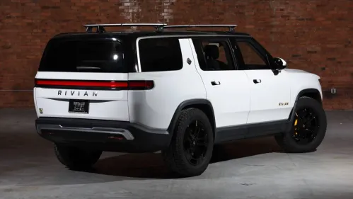 2023 Rivian R1S - Images - 5