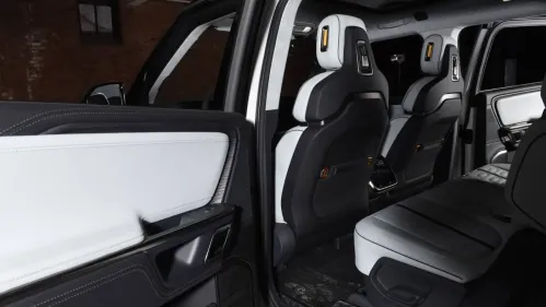 2023 Rivian R1S - Images - 22