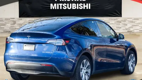 2022 Tesla Model Y 7SAYGDEE1NF315654