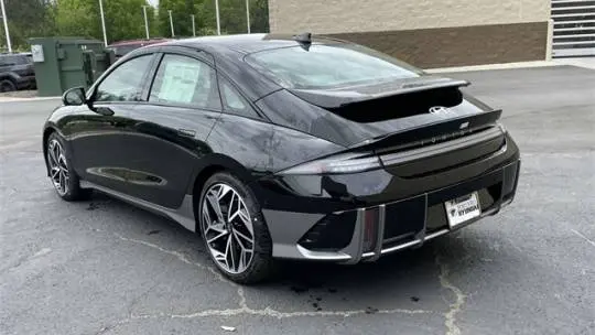 2025 Hyundai IONIQ 6 KMHM54AA4SA097987