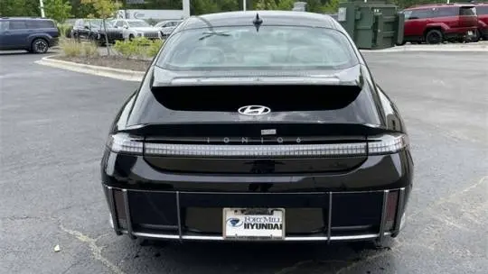 2025 Hyundai IONIQ 6 KMHM54AA4SA097987
