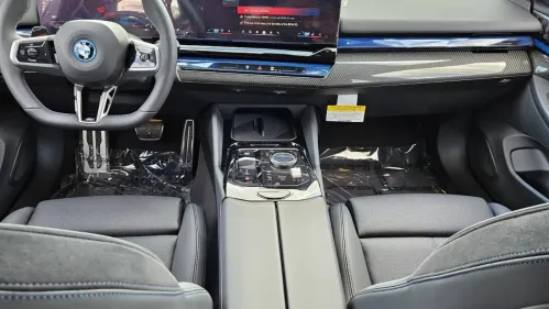 2025 BMW i5 WBY43FK07SCU83818