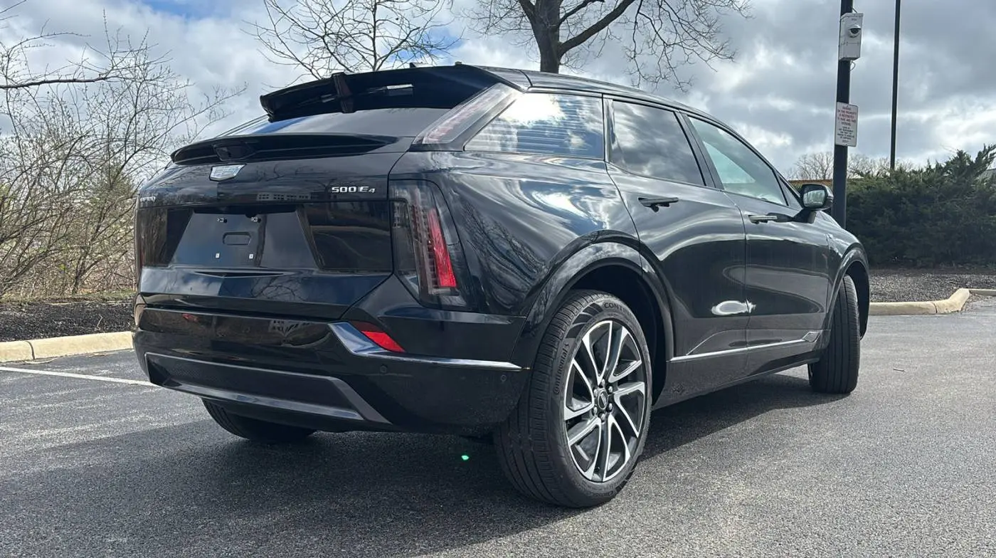2025 Cadillac OPTIQ 3GYK3EMR7SS175437
