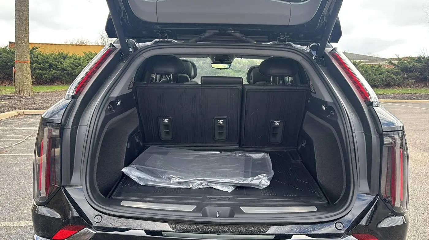 2025 Cadillac OPTIQ 3GYK3EMR7SS175437