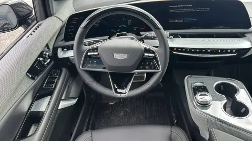 2025 Cadillac OPTIQ 3GYK3EMR7SS175437