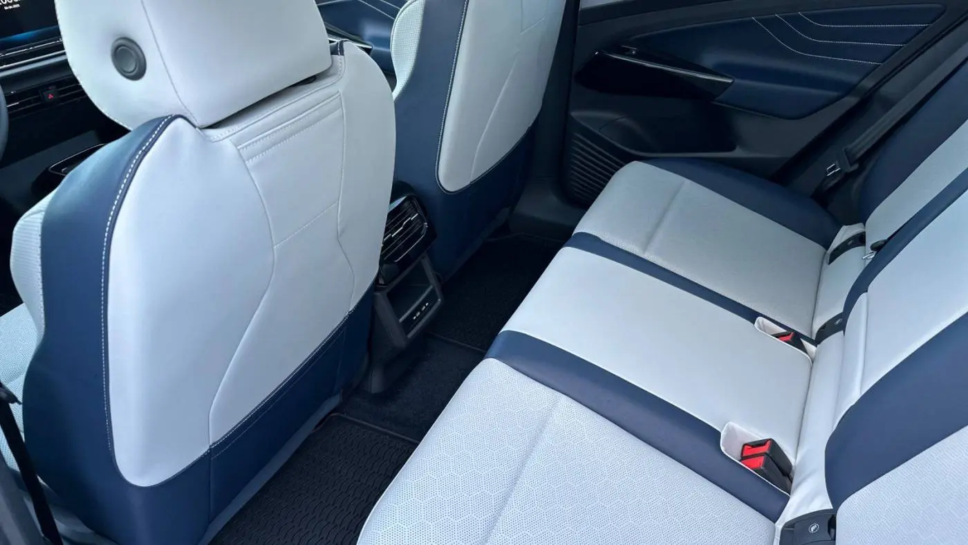 2025 Volkswagen ID.4 1V2WSPE83SC003826