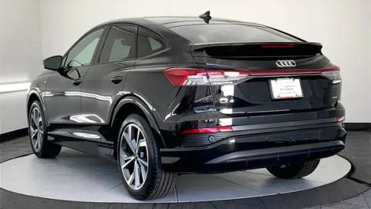 2025 Audi Q4 e-tron WA12UBFZ7SP001486