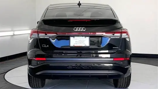 2025 Audi Q4 e-tron WA12UBFZ7SP001486