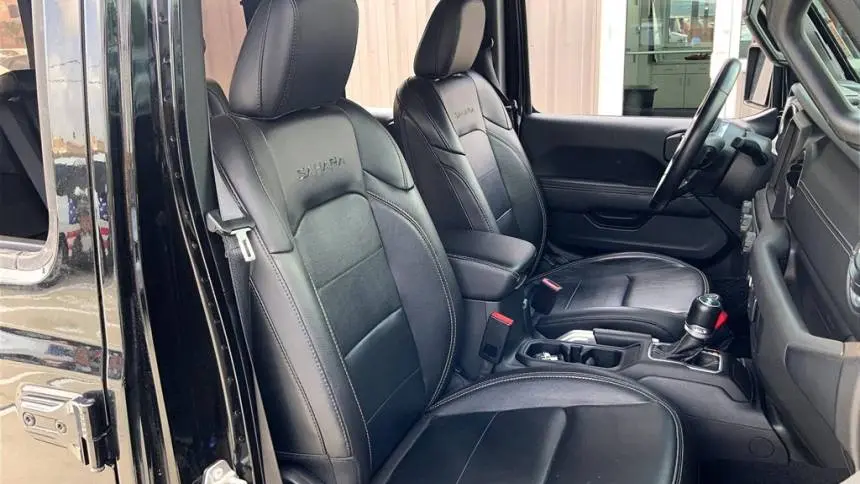2021 Jeep Wrangler 1C4JJXP68MW754397