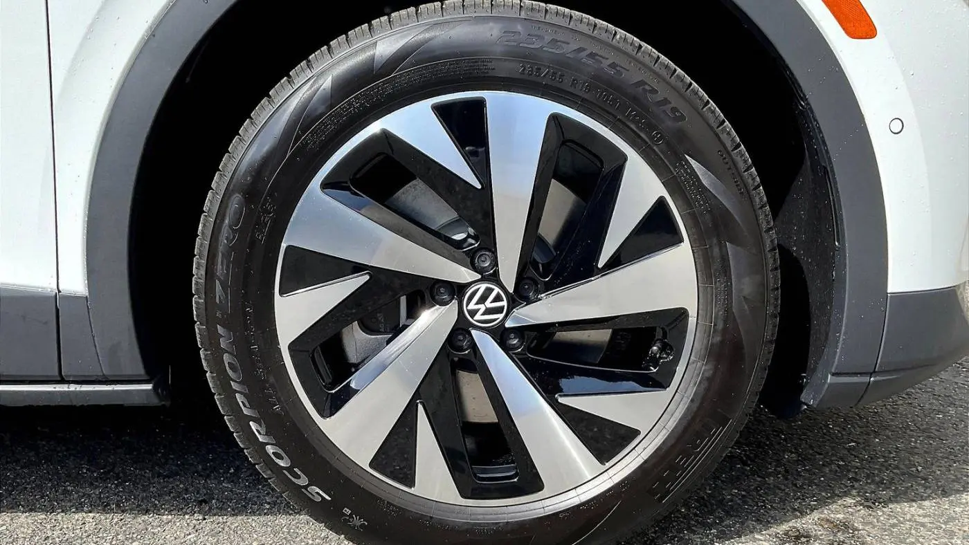 2025 Volkswagen ID.4 1V2CRPE82SC004092