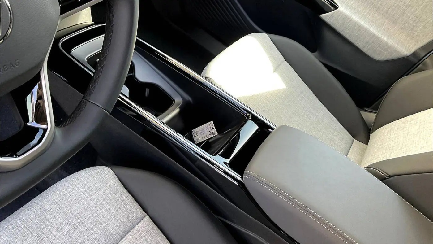 2025 Volkswagen ID.4 1V2CRPE82SC004092