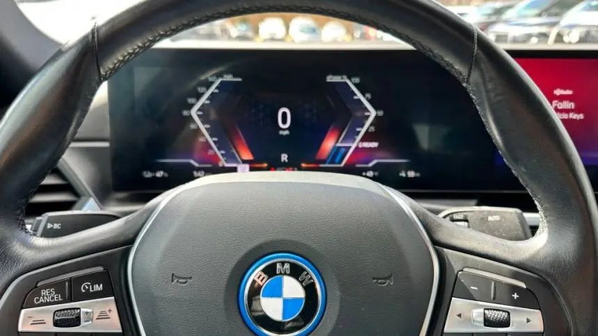 2024 BMW i4 WBY73AW00RFS80515