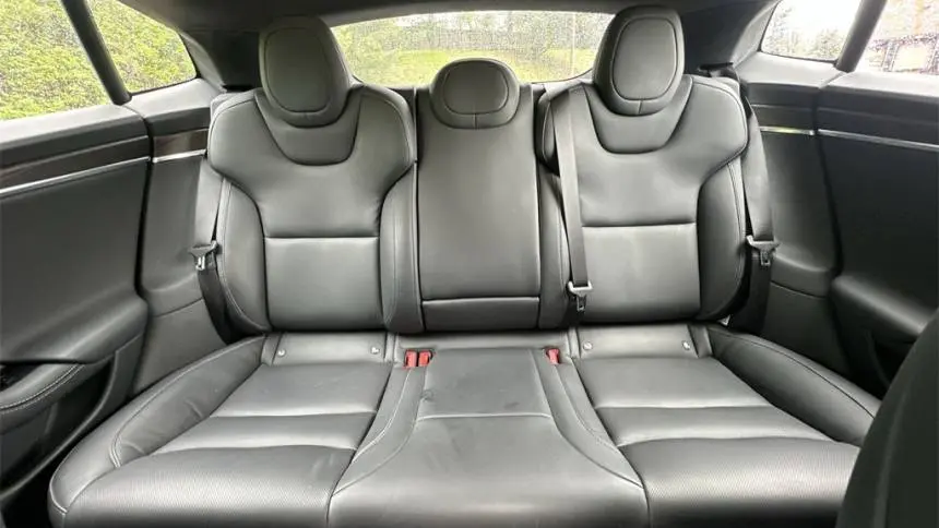 2021 Tesla Model S 5YJSA1E61MF439241