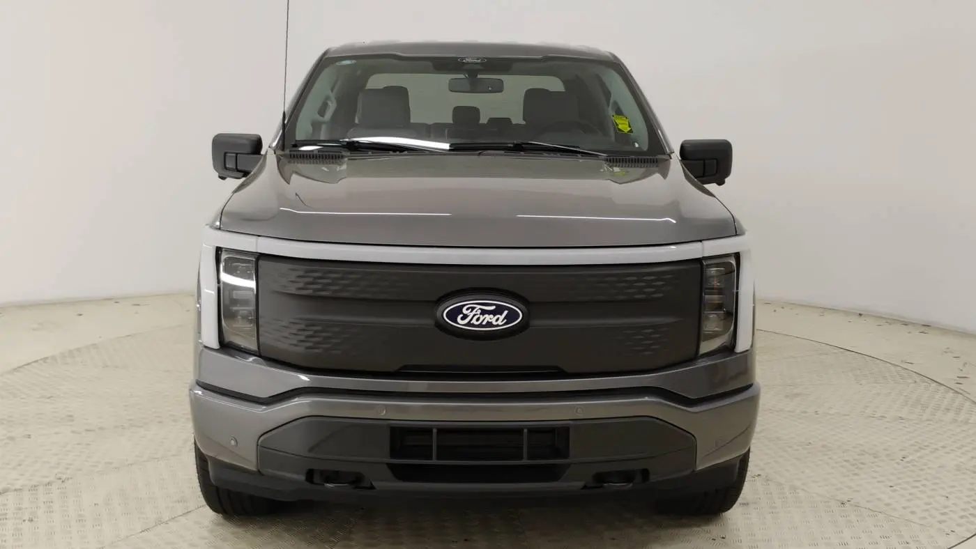 2025 Ford F-150 Lightning 1FTVW3L77SWG02408
