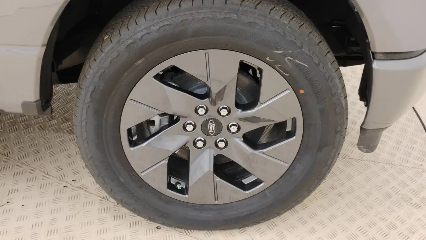 2025 Ford F-150 Lightning 1FTVW3L77SWG02408