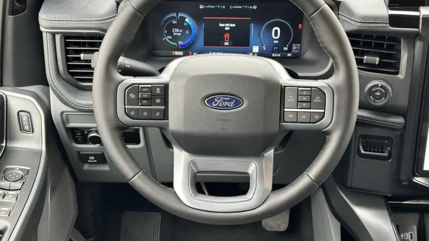 2025 Ford F-150 Lightning 1FTVW3L73SWG02292