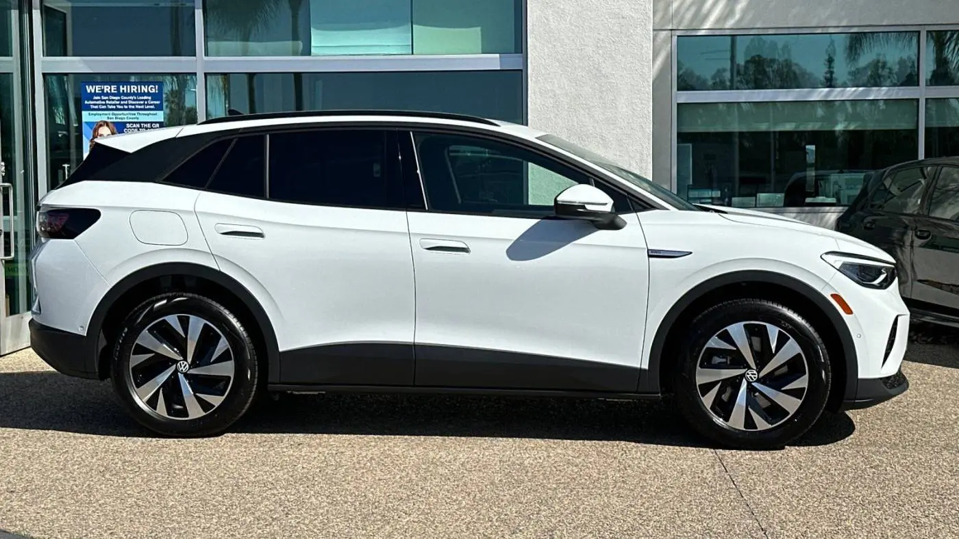 2025 Volkswagen ID.4 1V2CRPE82SC003265