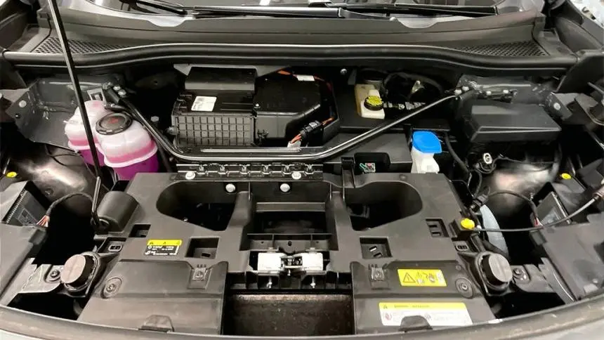 2025 Volkswagen ID.4 1V2WSPE88SC002302