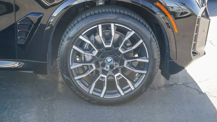 2025 BMW X5 5UX43EU07S9X45857
