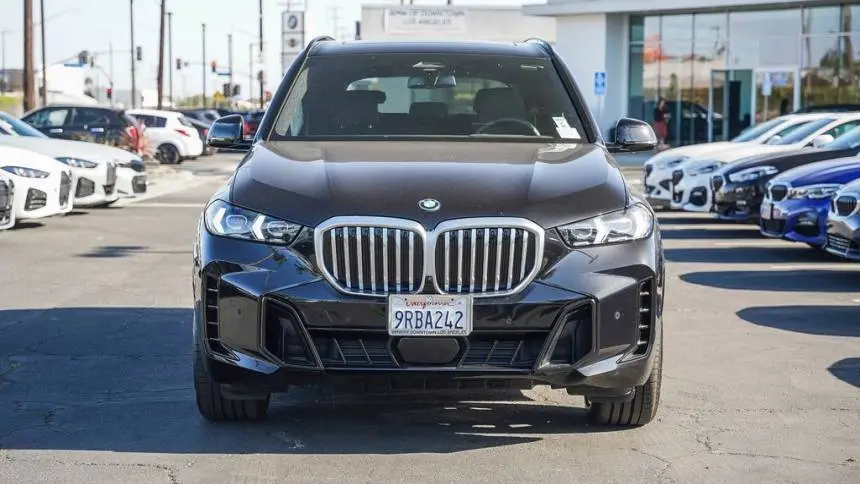 2025 BMW X5 5UX43EU07S9X45857