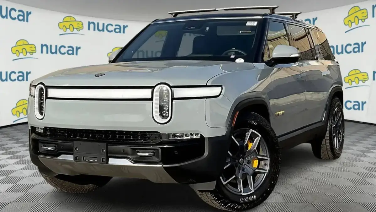 2023 Rivian R1S - Images - 3