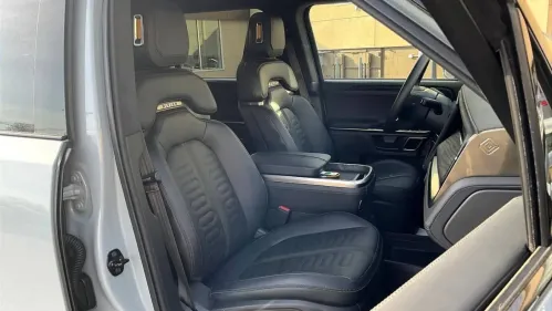 2023 Rivian R1S - Images - 11