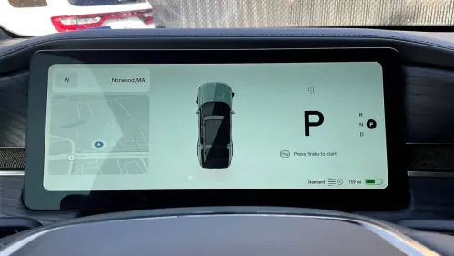 2023 Rivian R1S - Images - 26