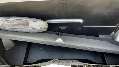 2023 Rivian R1S - Images - 36