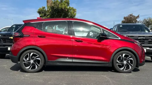 2022 Chevrolet Bolt - Images - 4