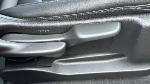 2022 Chevrolet Bolt - Images - 23