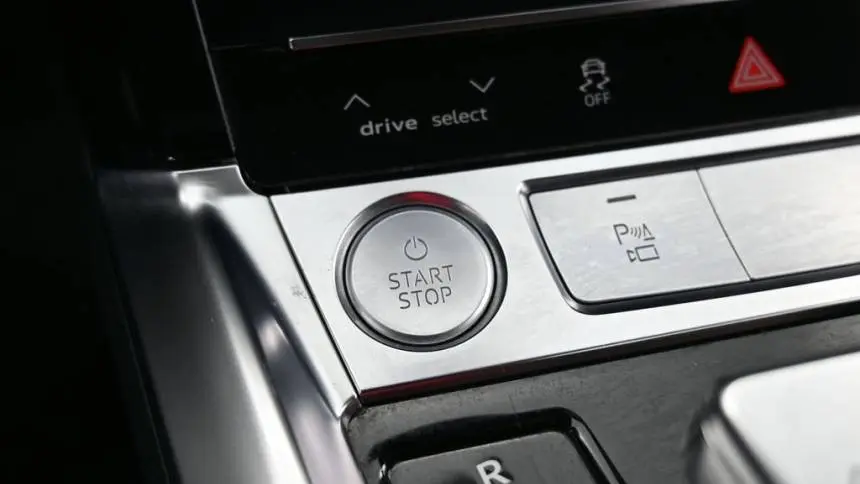 2019 Audi e-tron WA1LAAGE4KB024837