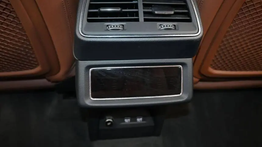 2019 Audi e-tron WA1LAAGE4KB024837